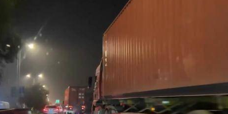 ���˼�װ���ϳ����俪�����۸�ս��