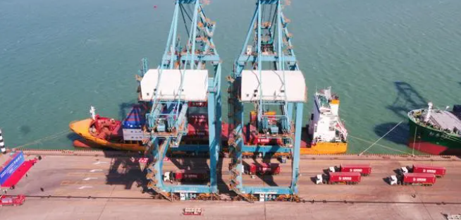 �ӱ����赽���ݼ�װ����ó���˺��߿�ͨ