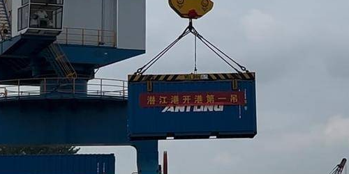 Ǳ�������ִ����ڰ���ͷ������Ӫ