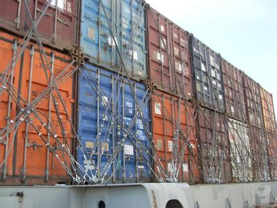 22��¥�ߵĺ��˼�װ�䴬�粨������������ʲôԭ����